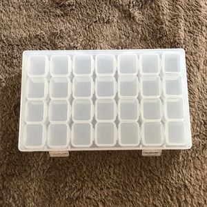 28 slot plastic storage box